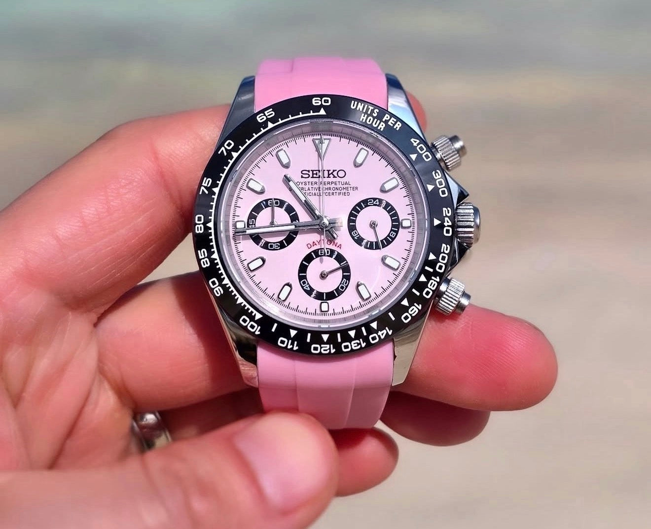 Seiko Daytona Mod Pink Panther Light Pink Dial